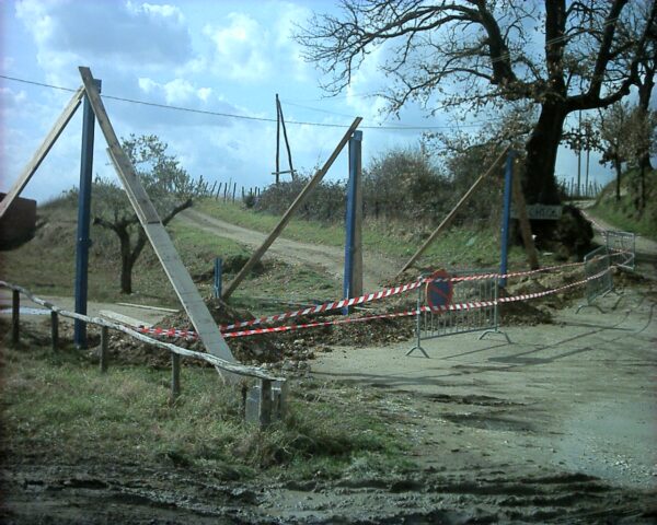 SEQUESTRO ISOLA ECOLOGICA COLLI OTI-BOCCIODROMO VINCOLO ARCHEOLOGICO CENTRO ARCAICO NECROPOLI DI POGGIO SOMMAVILLA E PAESAGGISTICO VALLE DEL TEVERE 2005