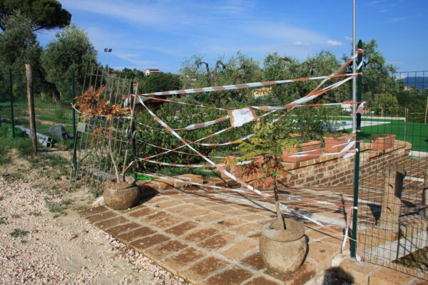 SEQUESTRO DELLA PISCINA COMUNALE COLLEVECCHIO 2009