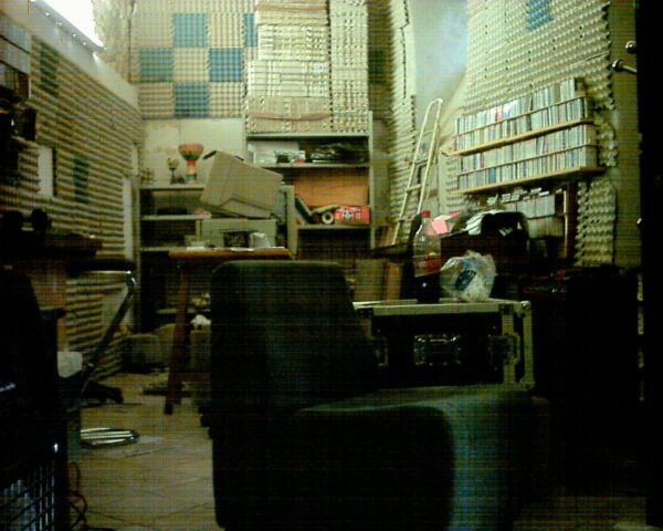 SALETTA2001 STRUMENTI MUSICALI, 
 PERSONAL COMPUTER, APPARECCHI ELETTRONICI,  A GENNAIO 2006 SPARITI DOPO LA CHIUSURA A FINE 2006